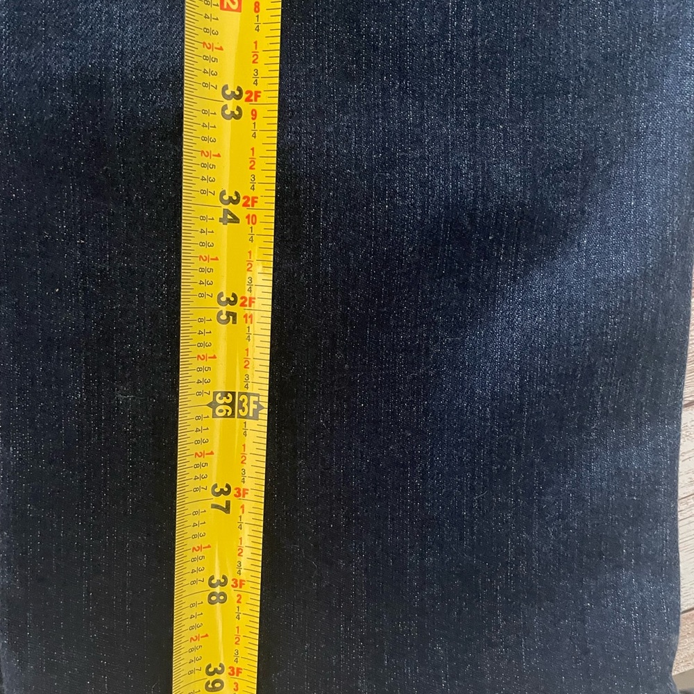 Jeans - Picture 12 of 13